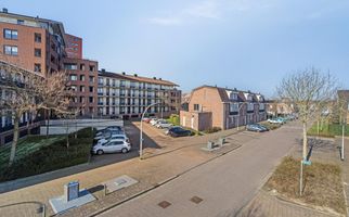 Zalm 214, HENDRIK-IDO-AMBACHT