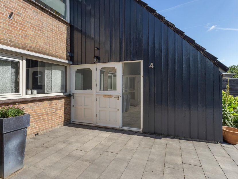 Strobenen-bogerd 4, HENDRIK-IDO-AMBACHT