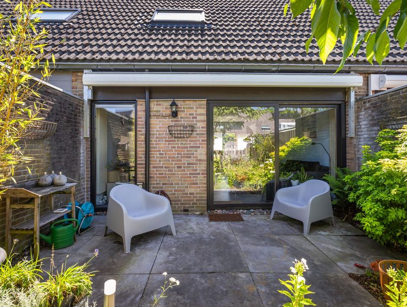 Strobenen-bogerd 4, HENDRIK-IDO-AMBACHT