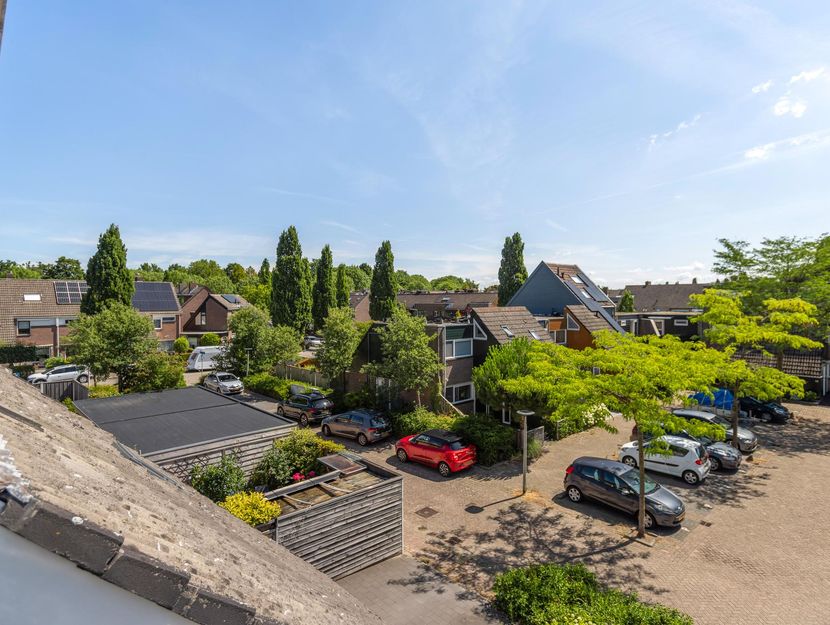 Strobenen-bogerd 4, HENDRIK-IDO-AMBACHT