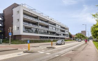 Burgemeester Brouwerstraat 143, ZWIJNDRECHT