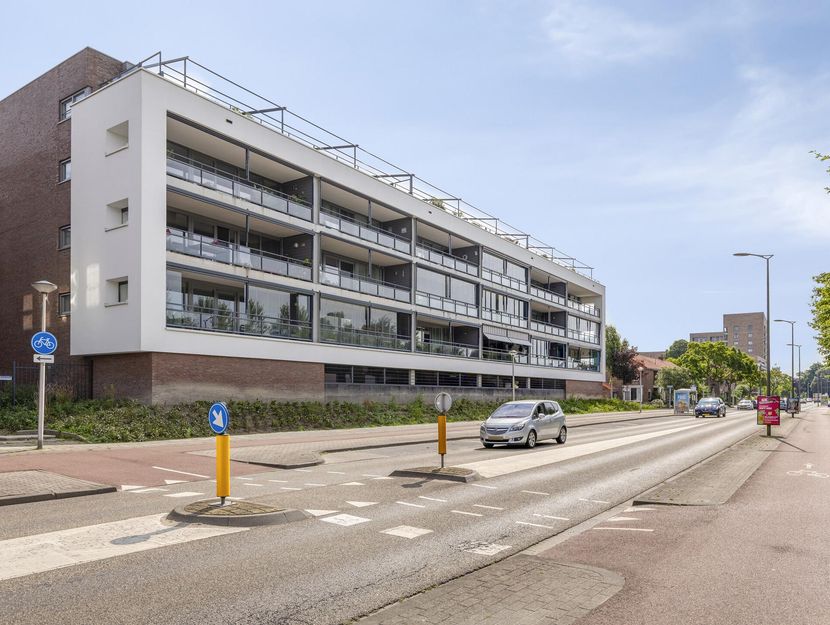 Burgemeester Brouwerstraat 143, ZWIJNDRECHT