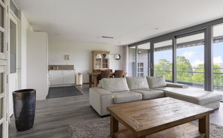 Burgemeester Brouwerstraat 143, ZWIJNDRECHT