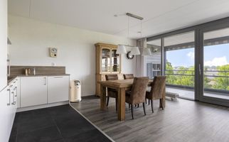 Burgemeester Brouwerstraat 143, ZWIJNDRECHT