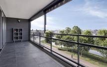 Burgemeester Brouwerstraat 143, ZWIJNDRECHT