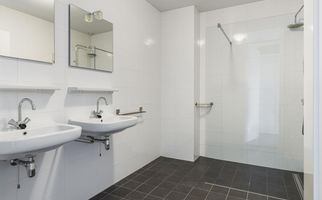 Burgemeester Brouwerstraat 143, ZWIJNDRECHT