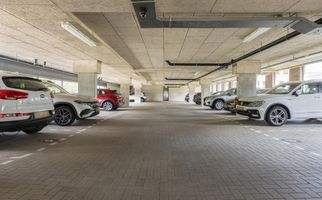 Burgemeester Brouwerstraat 143, ZWIJNDRECHT