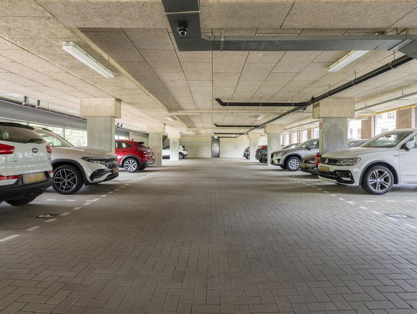 Burgemeester Brouwerstraat 143, ZWIJNDRECHT