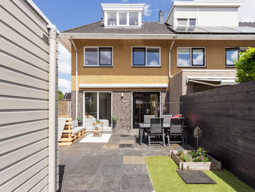 Dadelgaarde 225, HENDRIK-IDO-AMBACHT