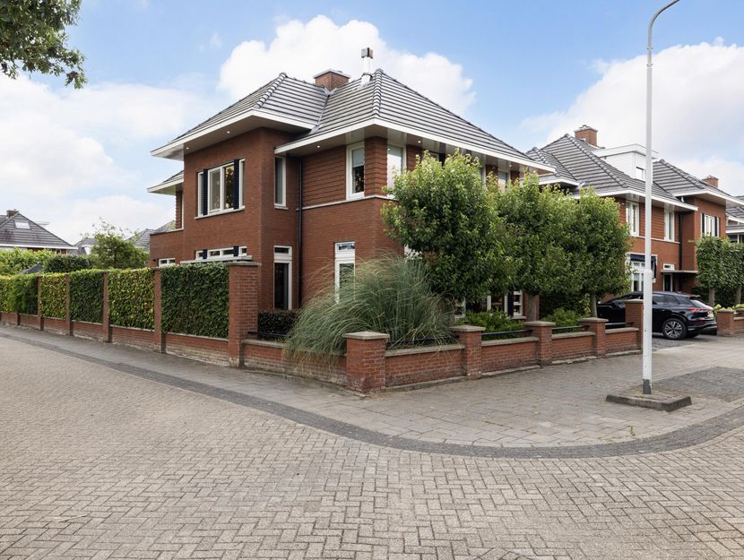 Bandhaak 10, PAPENDRECHT