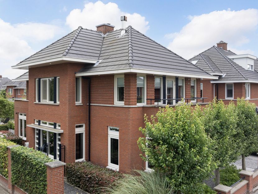 Bandhaak 10, PAPENDRECHT