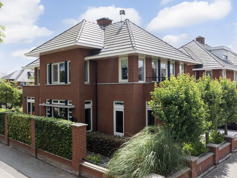 Bandhaak 10, PAPENDRECHT