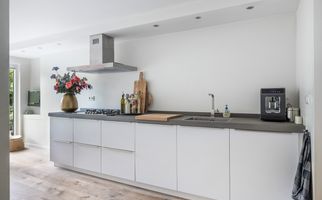 Suite 35, ZWIJNDRECHT