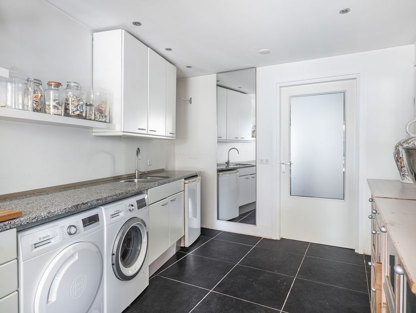 Suite 35, ZWIJNDRECHT