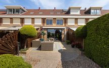 Agnes Bartoutslaan 74, HENDRIK-IDO-AMBACHT