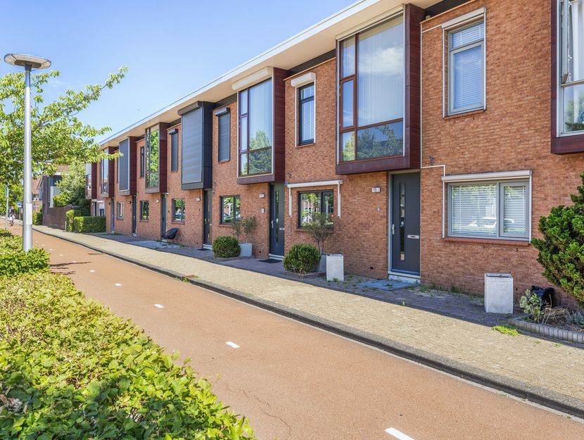 Moerbeigaarde 11, HENDRIK-IDO-AMBACHT
