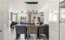 Moerbeigaarde 11, HENDRIK-IDO-AMBACHT