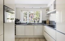 Moerbeigaarde 11, HENDRIK-IDO-AMBACHT