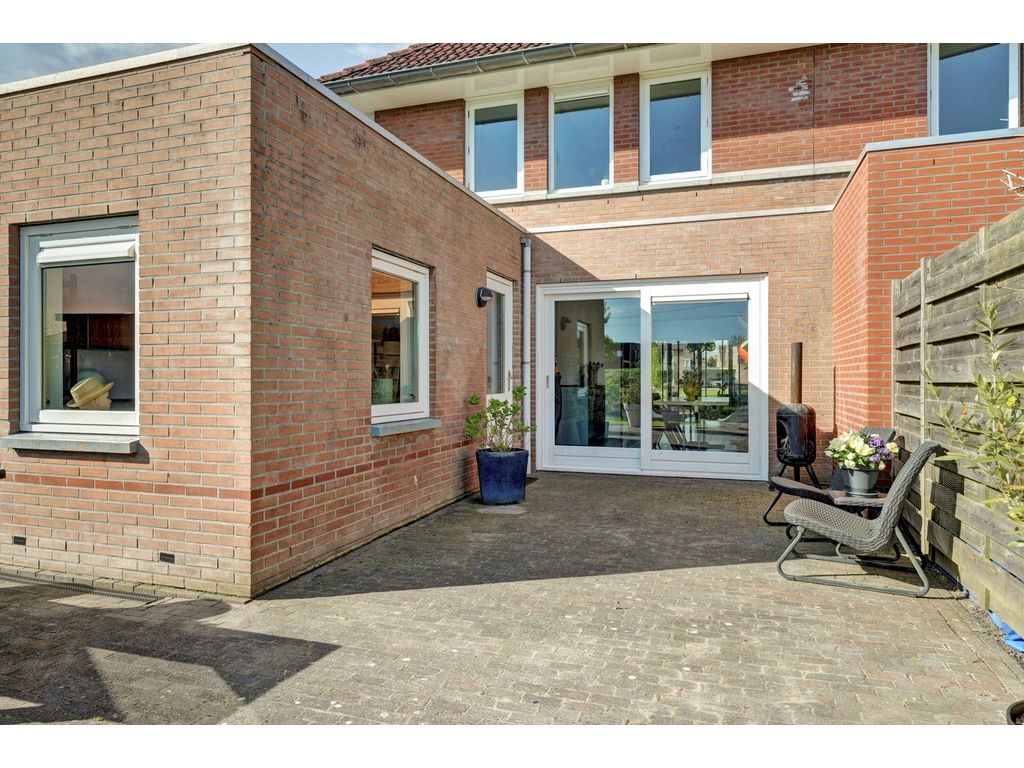 De Houtlandessloot 5, Obdam
