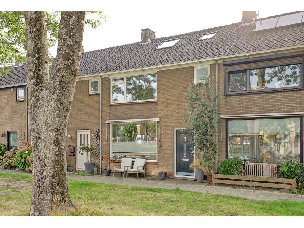 Basiusstraat 8, Heerhugowaard