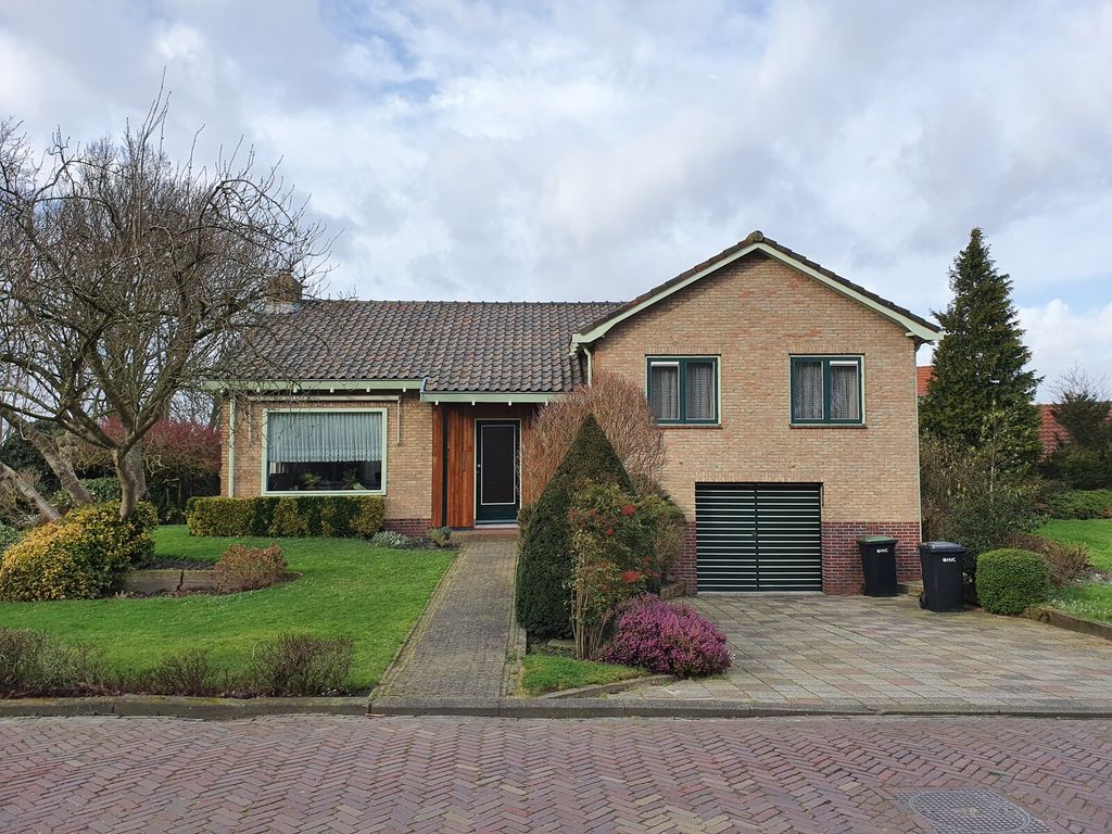 Burgemeester Hoogenboomlaan 3, Hoogwoud
