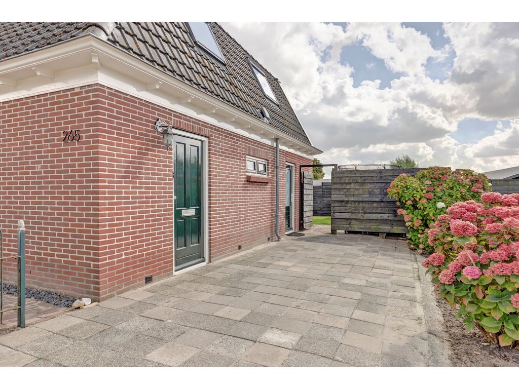 Westeinde 265, Berkhout