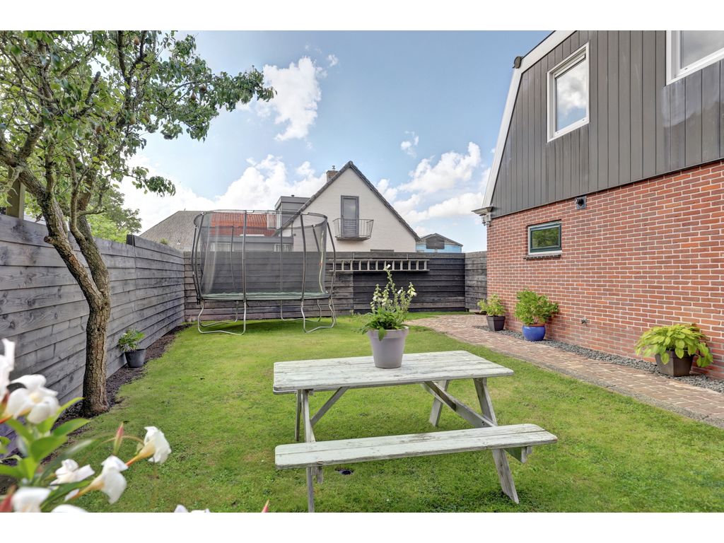 Westeinde 265, Berkhout