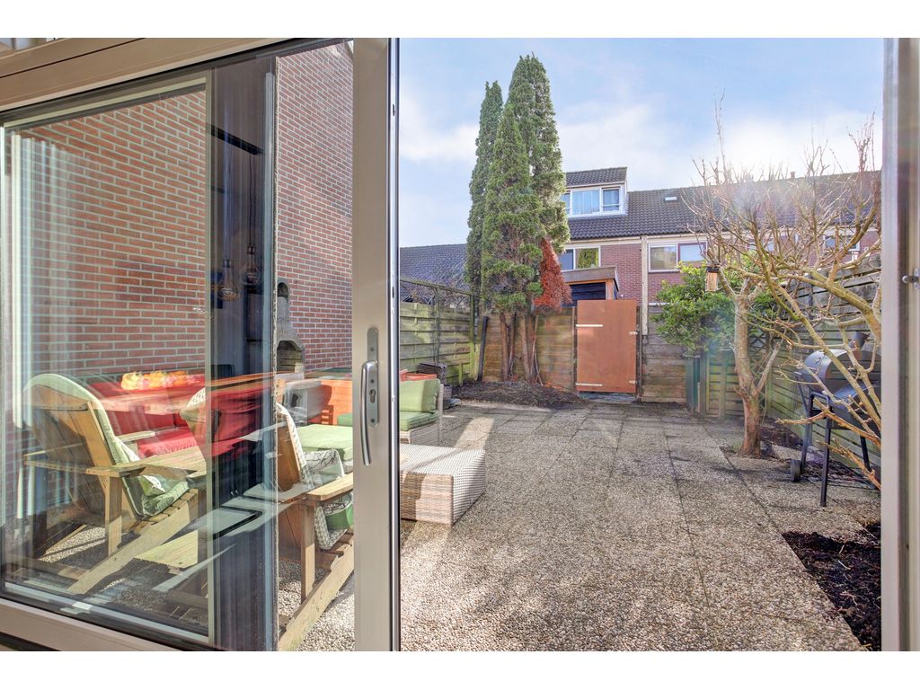 Loodglans 64, Heerhugowaard