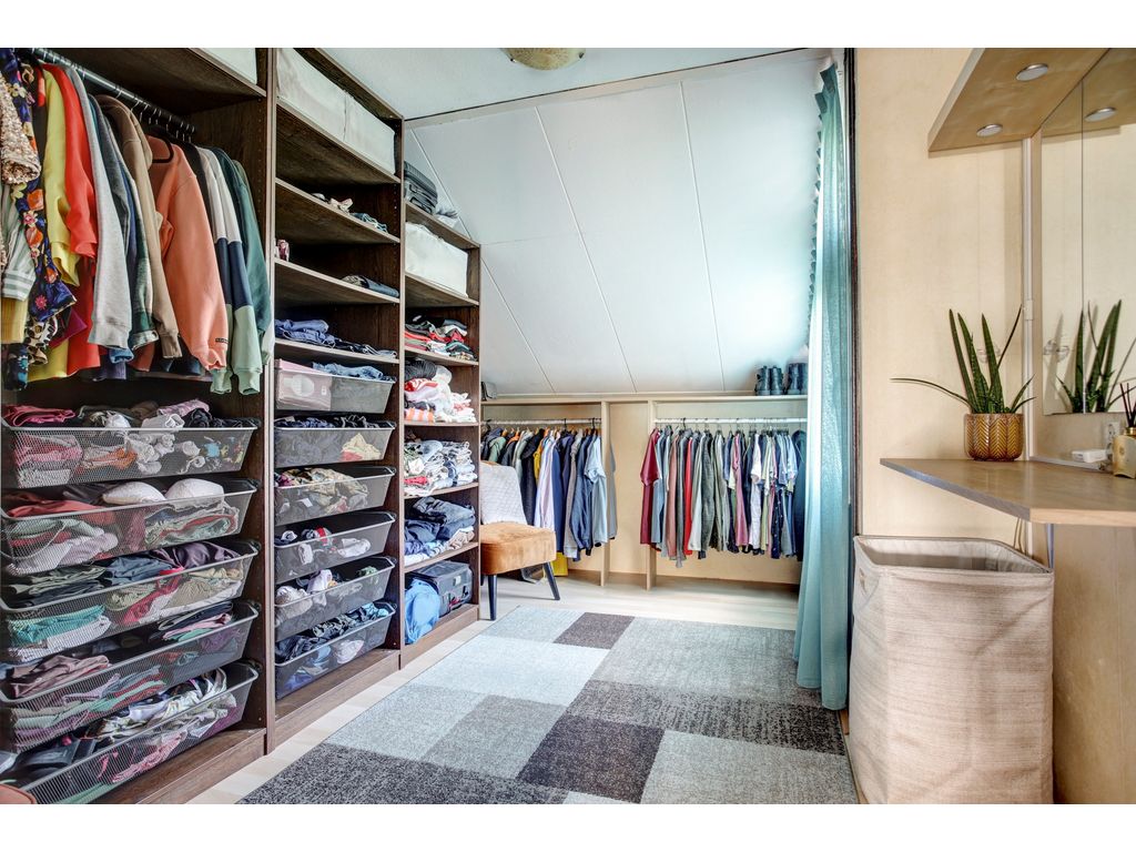 Loodglans 64, Heerhugowaard