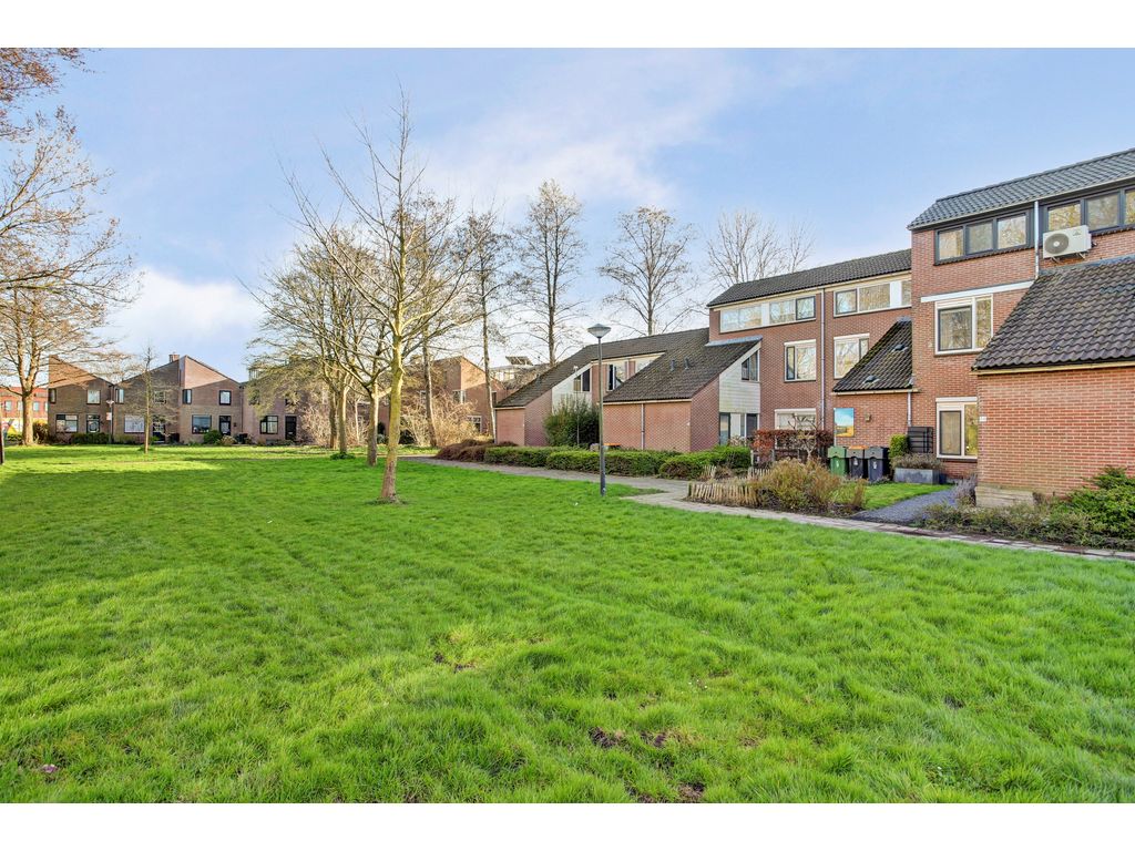 Loodglans 64, Heerhugowaard