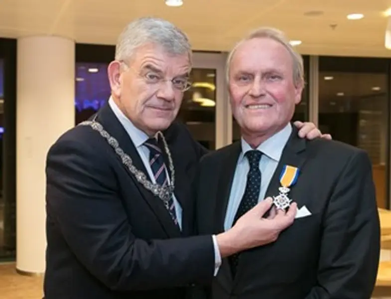 Koninklijke onderscheiding voor Ed Hamming