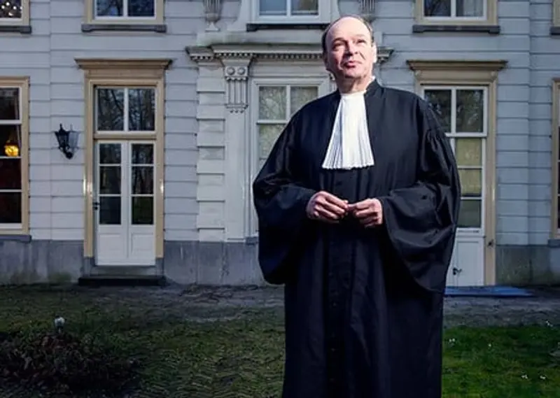 De Uitspraak: een verwoest leven