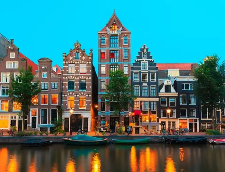 Amsterdam wil haast maken met uitbreiding zelfbewoningsplicht