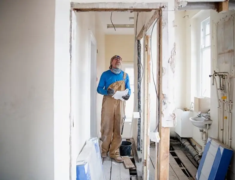 Kleine verbouwing valt duurder uit door hogere bouwleges