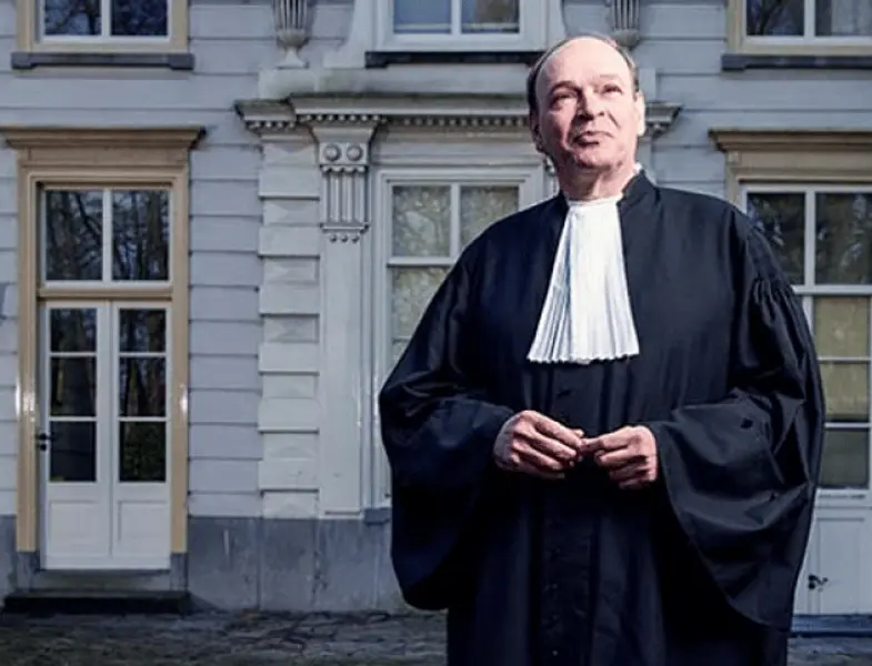 De Uitspraak: Oude koeien uit de sloot