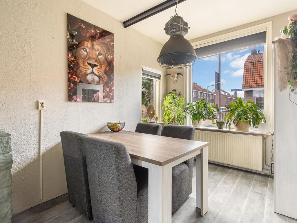 Cremerstraat 170, Pernis