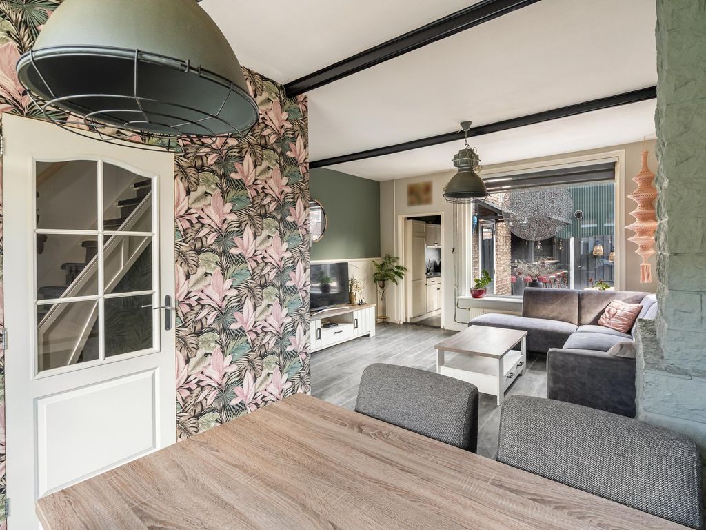 Cremerstraat 170, Pernis