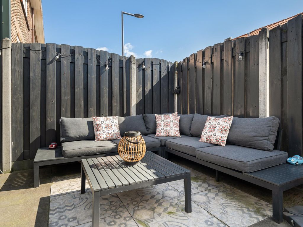 Cremerstraat 170, Pernis