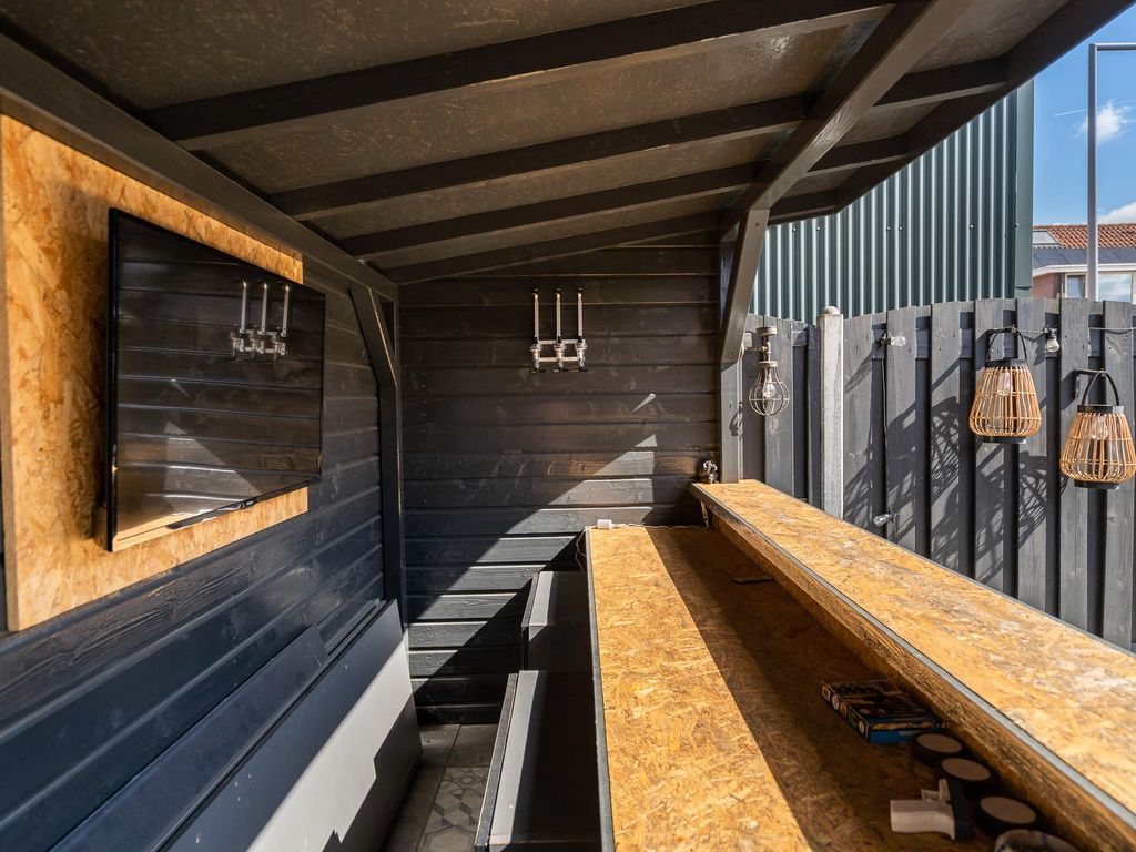 Cremerstraat 170, Pernis