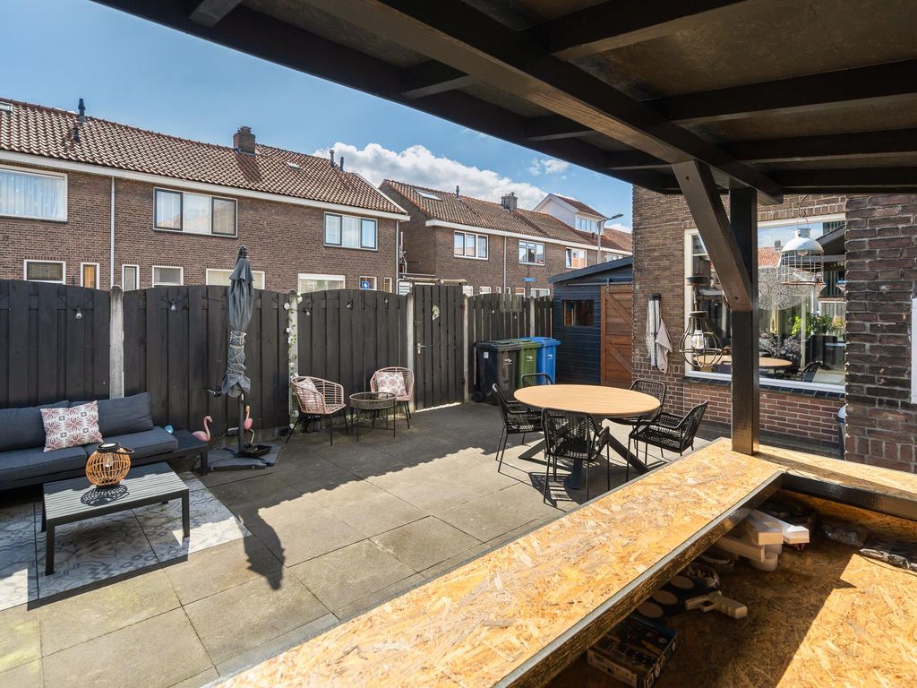 Cremerstraat 170, Pernis