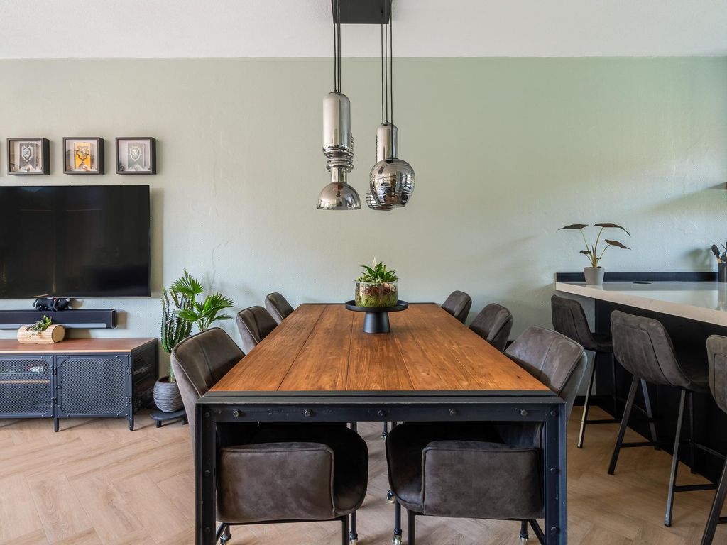 Kubbeplantsoen 10, Hoogvliet