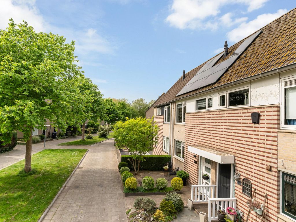 Anna Griesepad 16, Hoogvliet