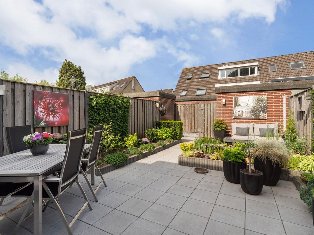 Anna Griesepad 16, Hoogvliet