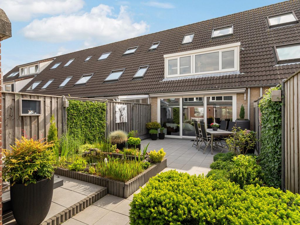 Anna Griesepad 16, Hoogvliet