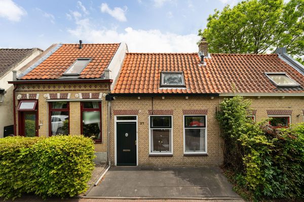 Uiterdijk 27