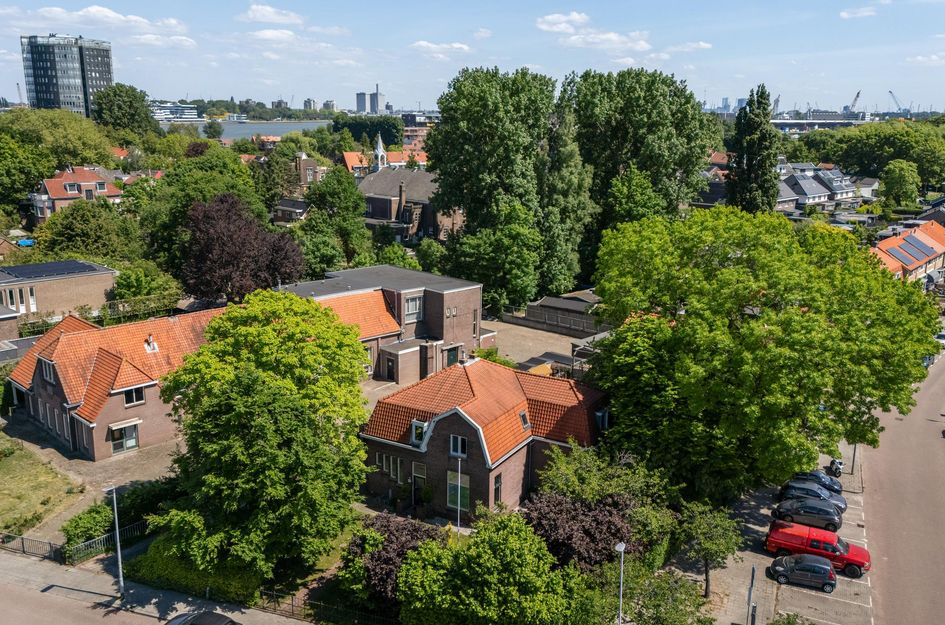 Burgemeester van Esstraat 58
