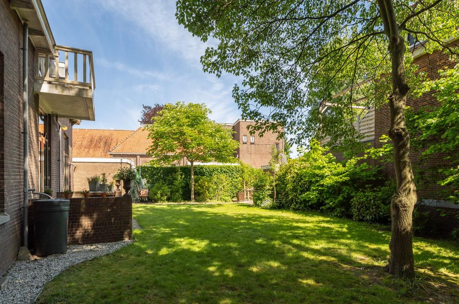 Burgemeester van Esstraat 58