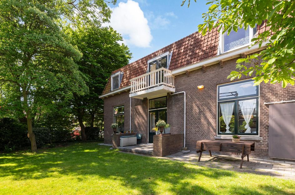 Burgemeester van Esstraat 58