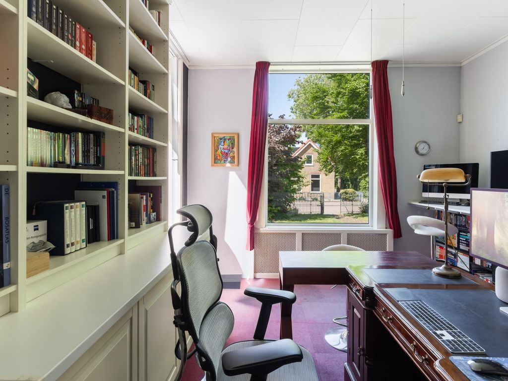 Burgemeester van Esstraat 58, Pernis