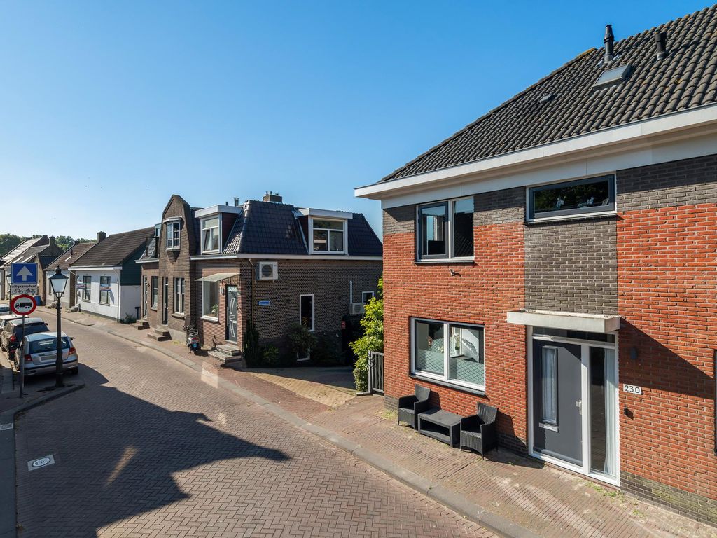 Pastoriedijk 230, Pernis